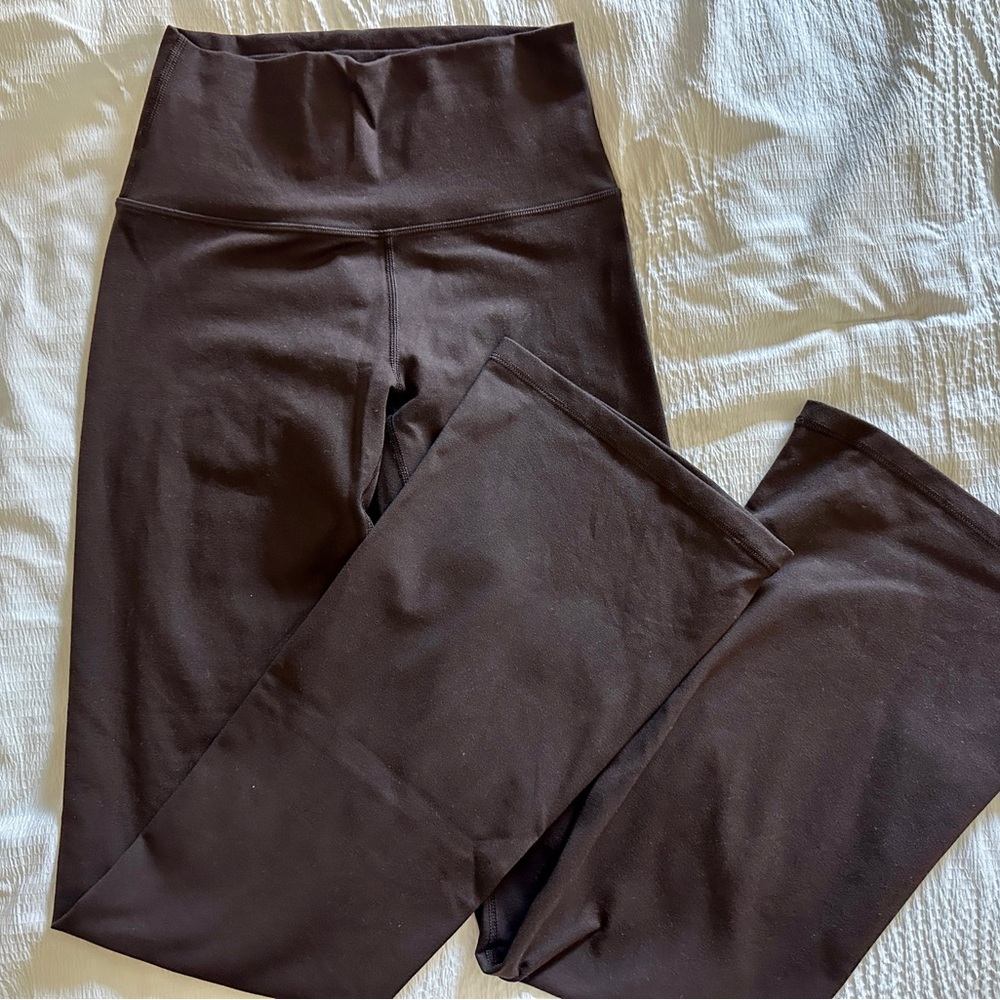 OFFLINE By Aerie The Hugger
Bootcut Legging - Deep Earth